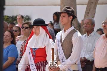 La Viña procesiona a su patrona en la despedida de sus fiestas patronales/Francisco Javier Santana y TA.